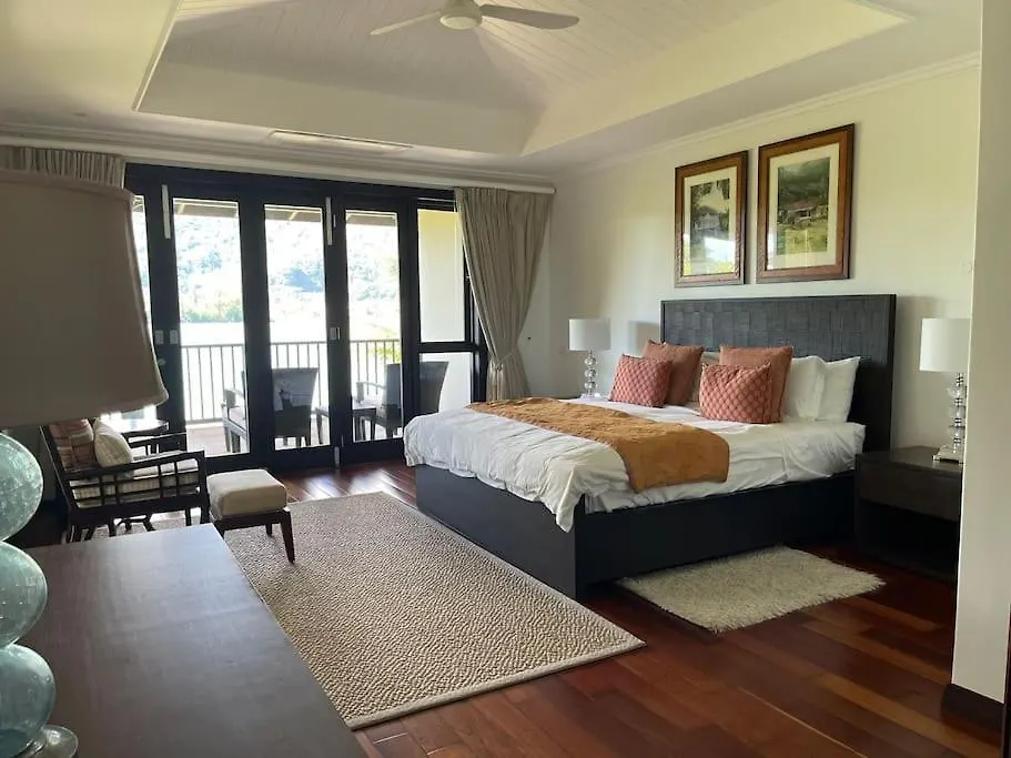 Paradise Villa Eden Island Mahe Island